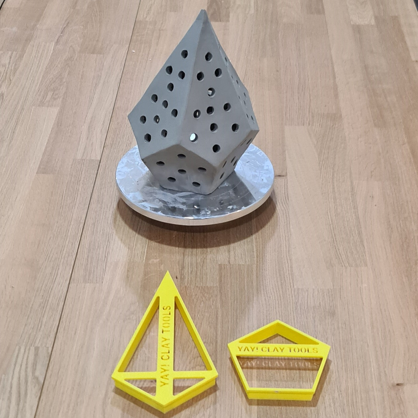 Obelisk cutter set (2 pcs)